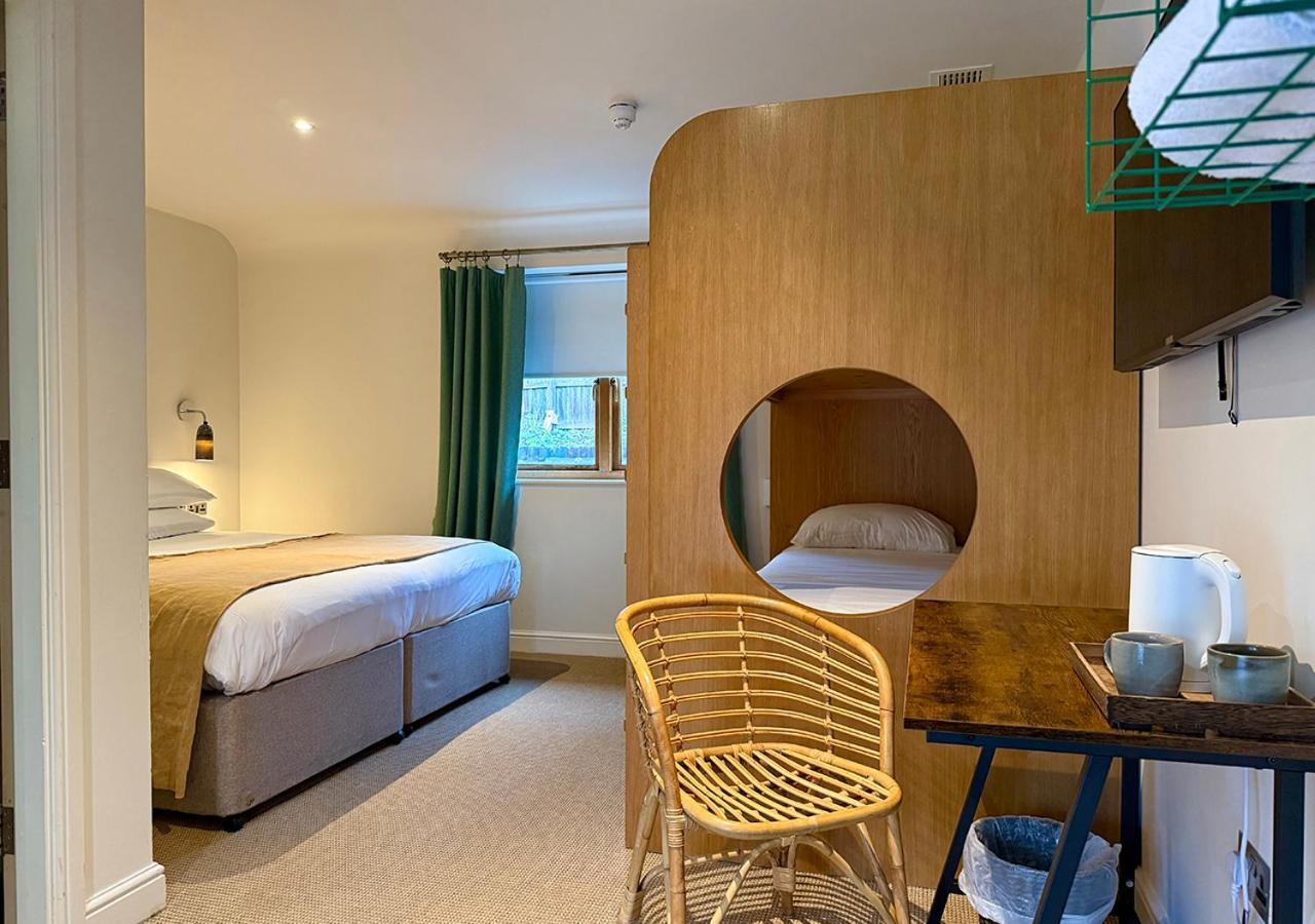 The Ridings At Theobalds Park Hotel Goff's Oak ภายนอก รูปภาพ
