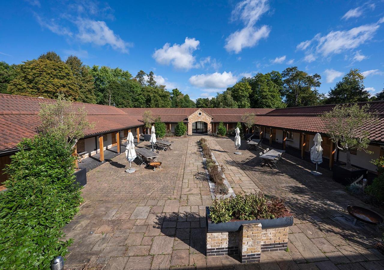 The Ridings At Theobalds Park Hotel Goff's Oak ภายนอก รูปภาพ